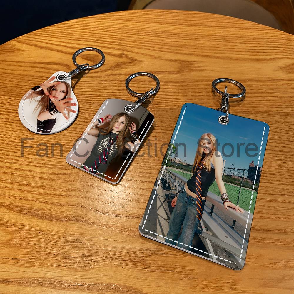 Singer A-Avril Holder Keychain - Leather Work review and price